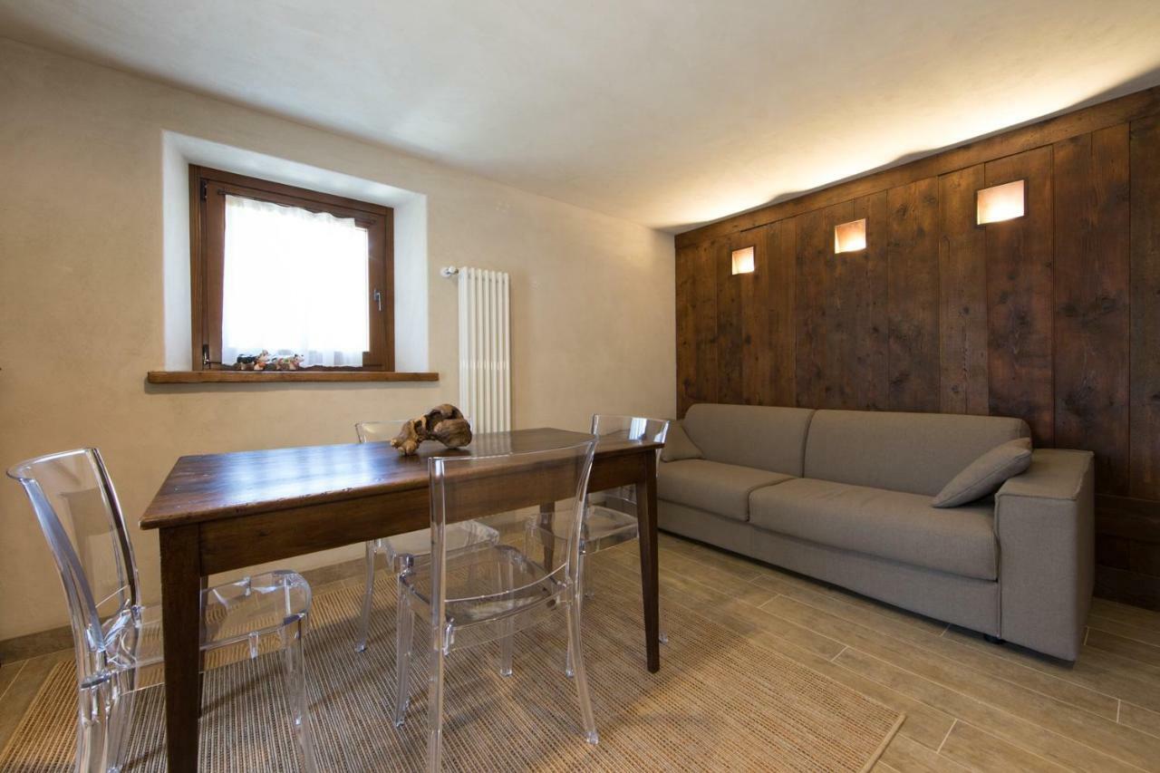 Maison Lo Triolet Introd Eksteriør billede